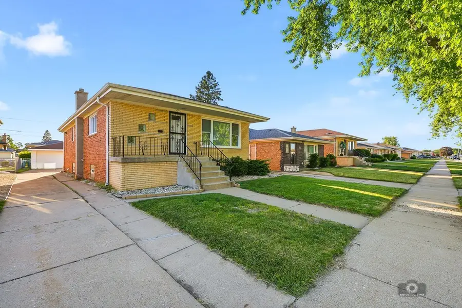 394 Calhoun Avenue, Calumet City, IL 60409 - #2
