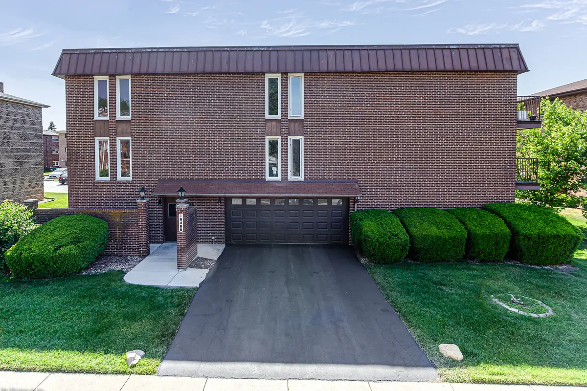 10408 Menard Avenue #3, Oak Lawn, IL 60453 - #1