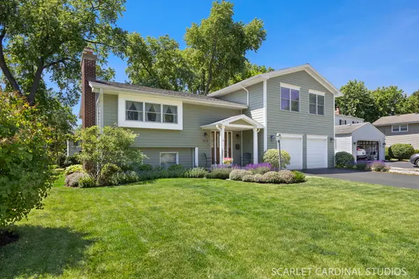 1518 Center Avenue, Wheaton, IL 60189
