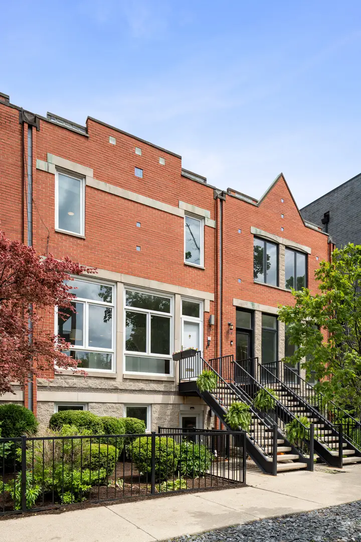 1350 W Wrightwood Avenue, Chicago, IL 60614 - #1