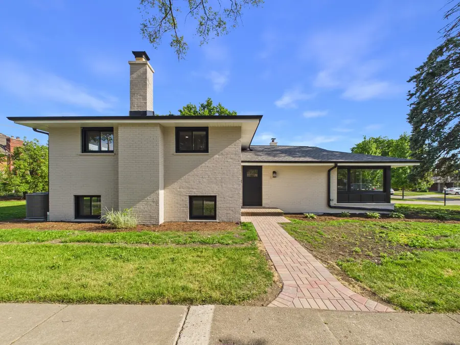 423 N Aldine Avenue, Park Ridge, IL 60068 - #3