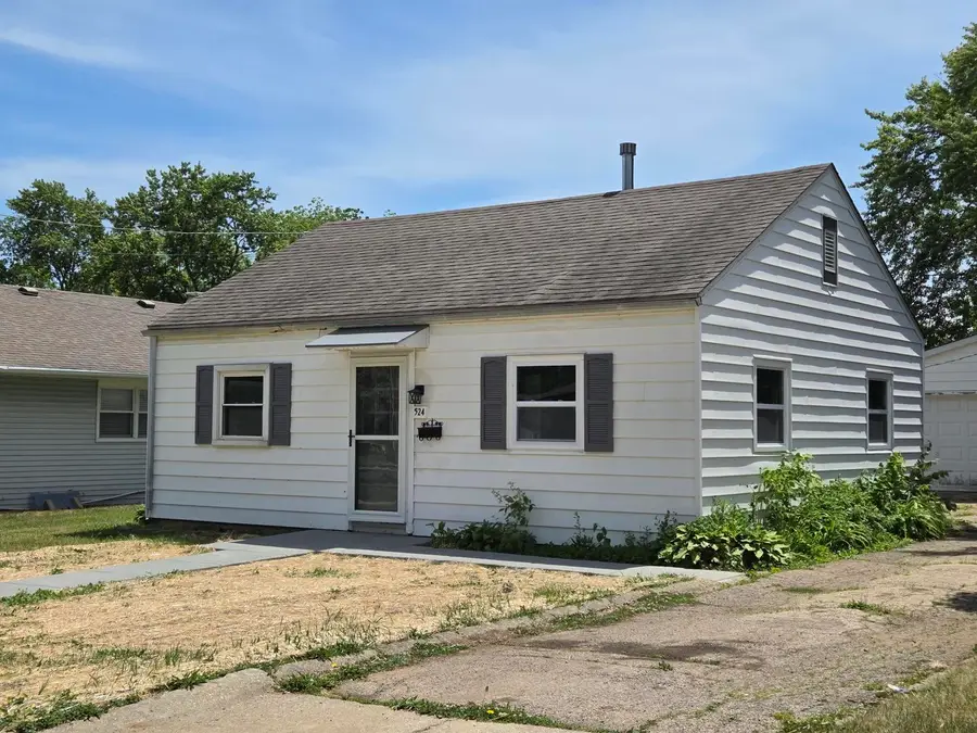 524 Amsterdam Street, Woodstock, IL 60098 - #3