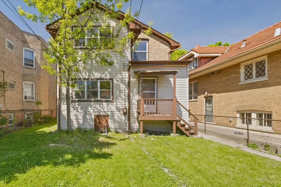 6515 N Maplewood Avenue, Chicago, IL 60645 - #2