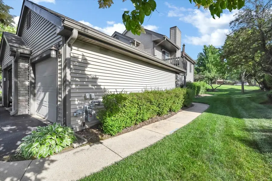329 Grissom Court #329, Hoffman Estates, IL 60169 - #3