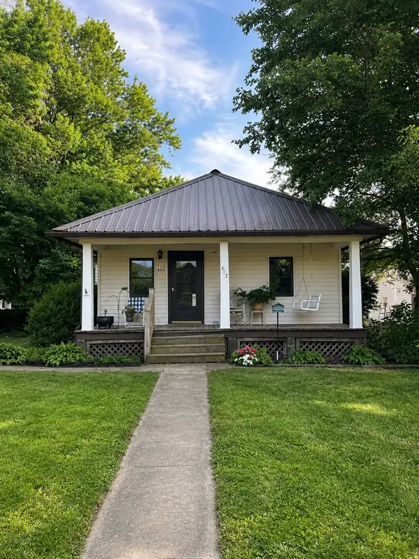 412 E Pine Street, Paxton, IL 60957