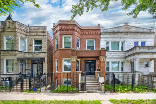 3933 W Grenshaw Street, Chicago, IL 60624