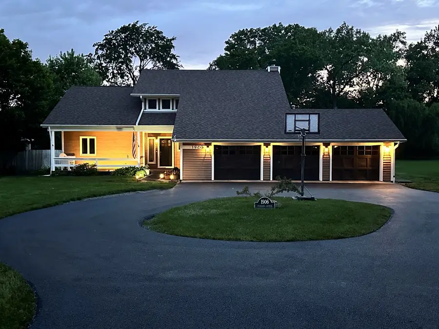 1906 Stoddard Avenue, Wheaton, IL 60187 - #2