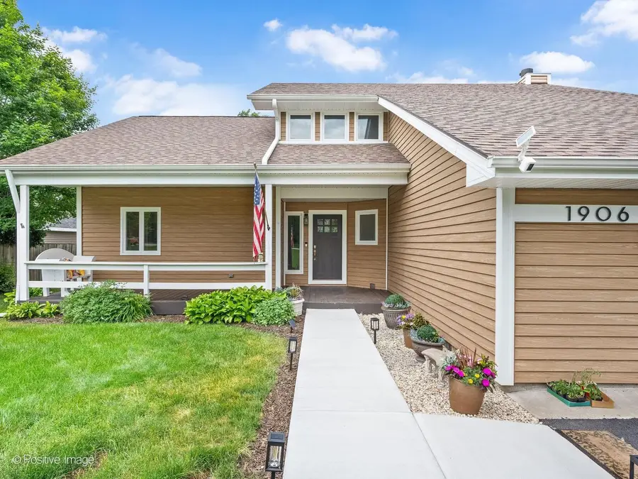 1906 Stoddard Avenue, Wheaton, IL 60187 - #3