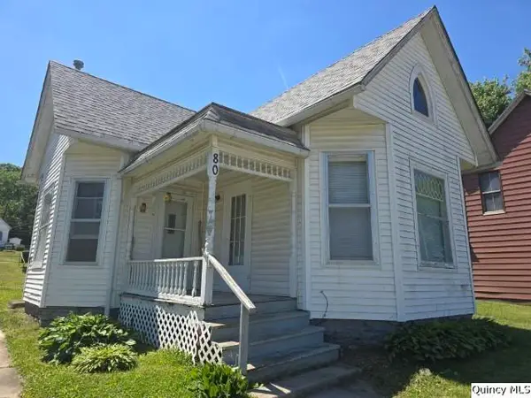 80 W 4th Street, Dallas City, IL 62330