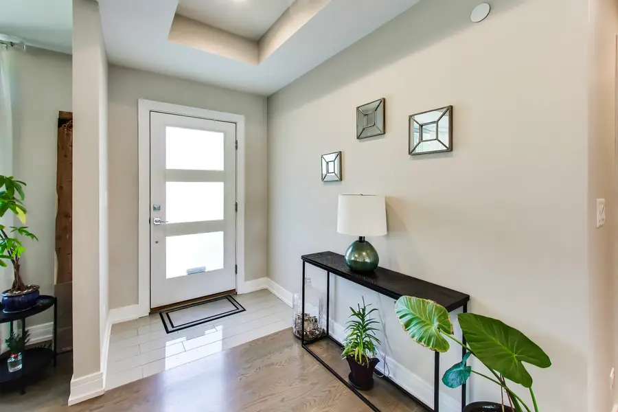 1721 S Cumberland Avenue, Park Ridge, IL 60068 - #3