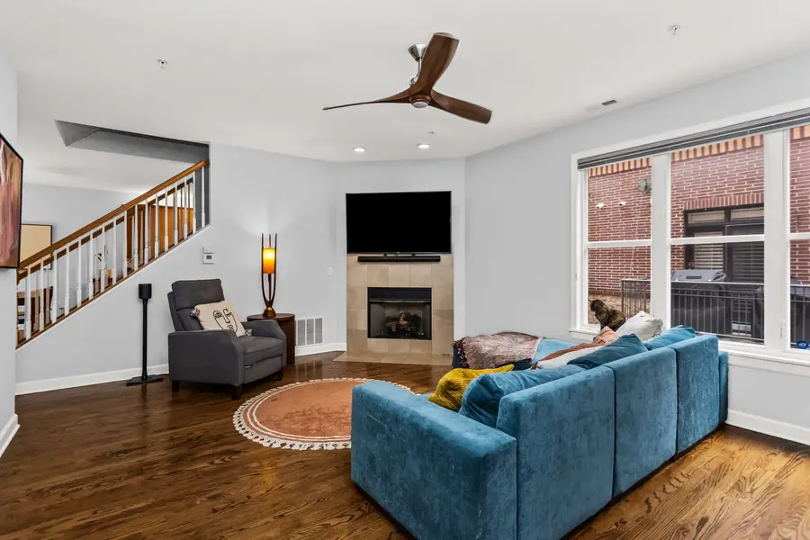 170 N Marion Street #3, Oak Park, IL 60301 - #3