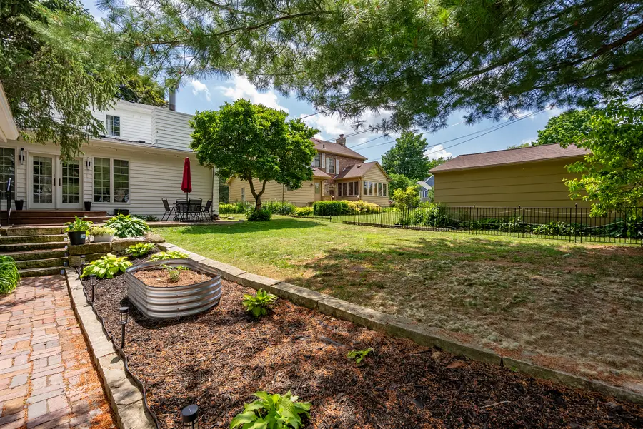 3008 E 18th Street, Davenport, IA 52803 - #2