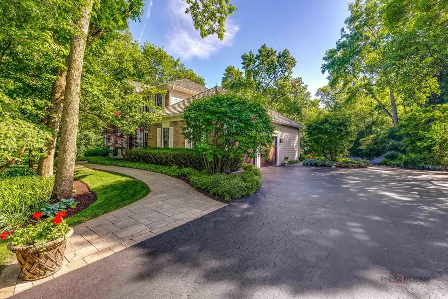 2145 Kenton Lane, Libertyville, IL 60048 - #3