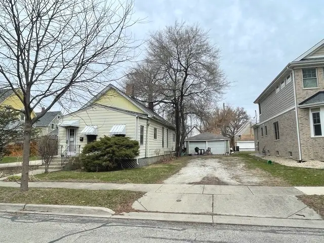 311 E Franklin Avenue, La Grange, IL 60525 - #1