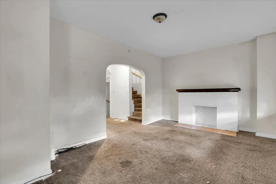 7011 S Calumet Avenue, Chicago, IL 60637 - #2