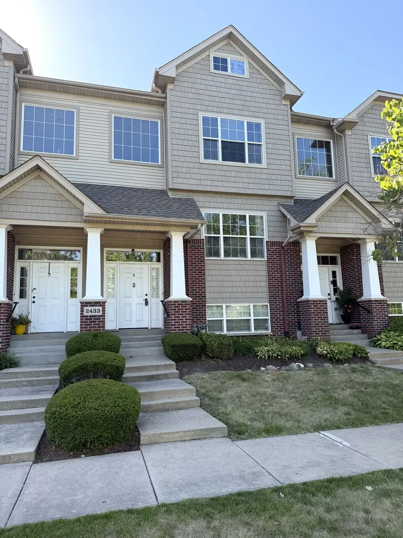 2433 River Oaks Lane #4, Rockford, IL 61102 - #2