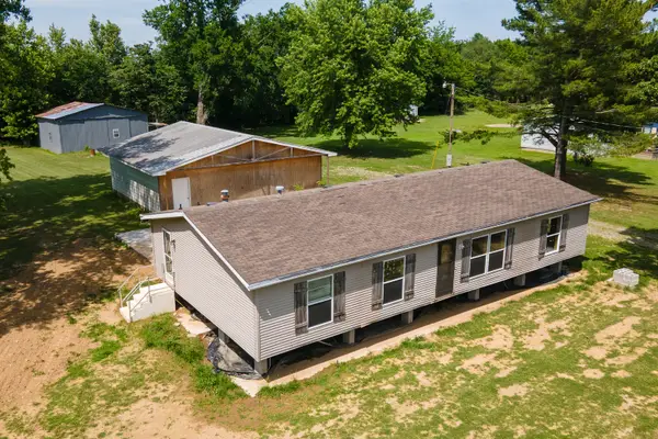 17203 #9 Blacktop, West Frankfort, IL 62896