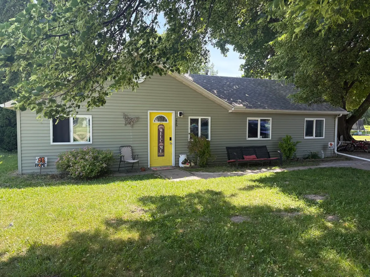 226 14th Street, Rapids City, IL 61278 - #1