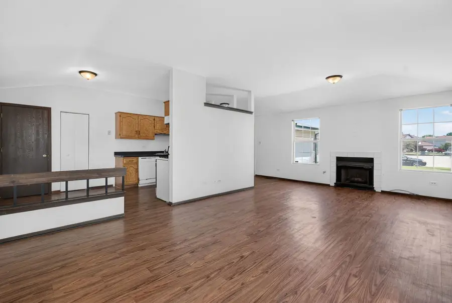 72 White Oaks Road, Matteson, IL 60443 - #3