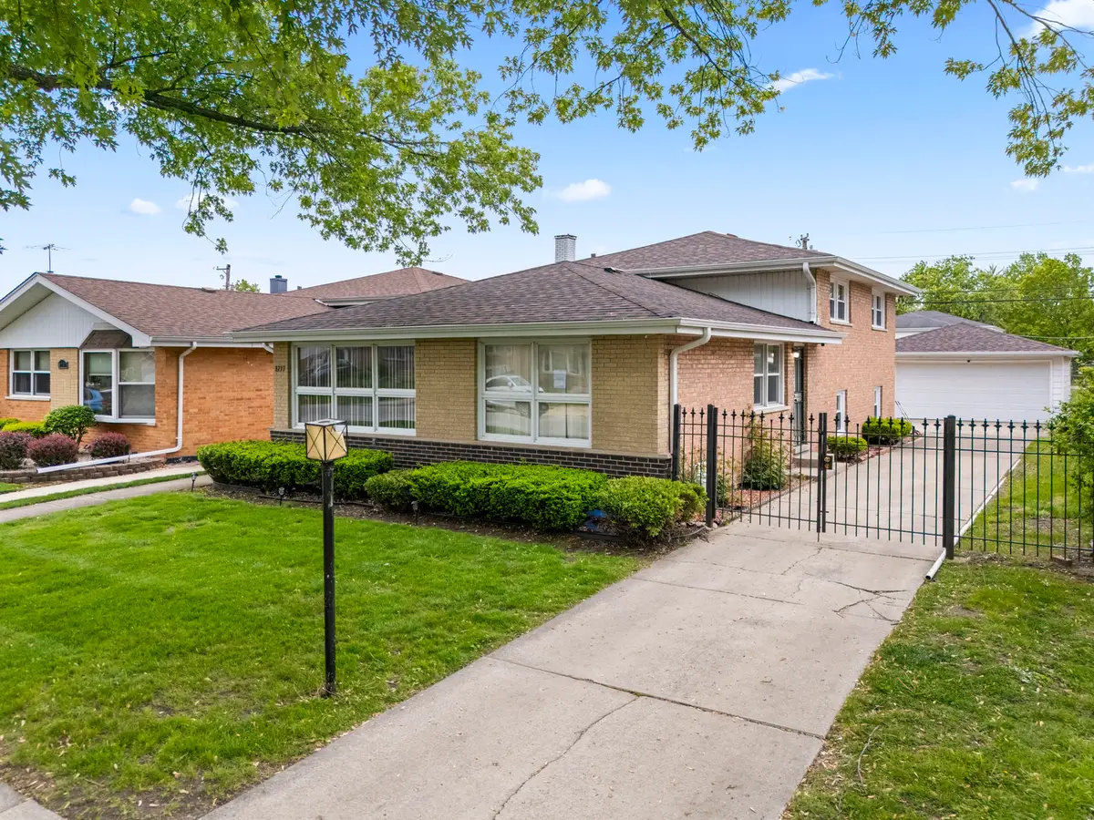 8737 S 50th Avenue, Oak Lawn, IL 60453 - #1