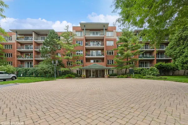 3900 W Bryn Mawr Avenue #304, Chicago, IL 60659