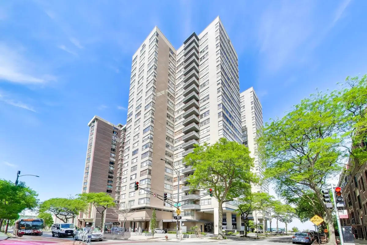 6301 N Sheridan Road #4G, Chicago, IL 60660 - #1
