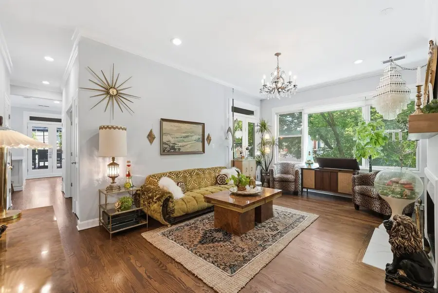 Address Withheld By Seller, Chicago, IL 60657 - #3