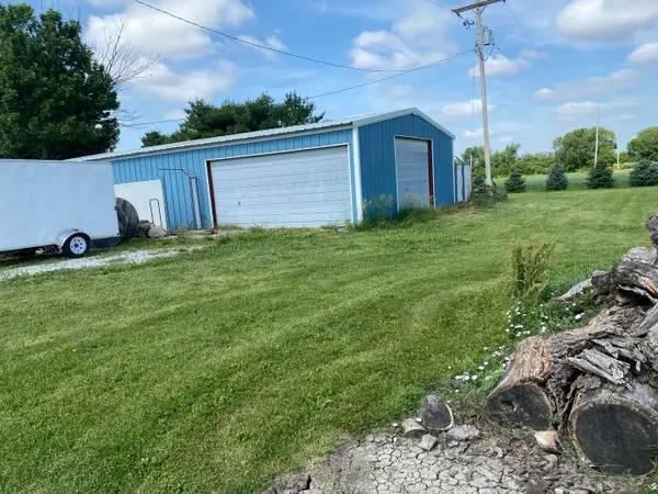 Address Withheld By Seller, Pesotum, IL 61863