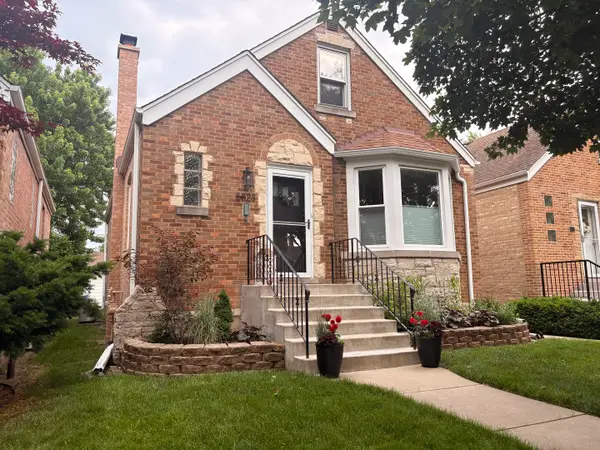 5823 N Merrimac Avenue, Chicago, IL 60646