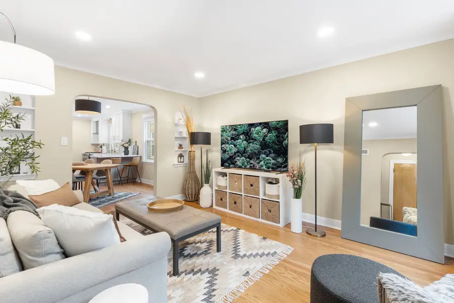 5823 N Merrimac Avenue, Chicago, IL 60646 - #2
