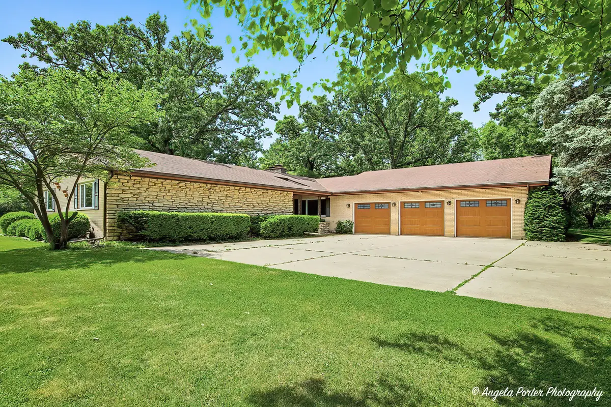 4121 Miller Oaks Drive, McHenry, IL 60051 - #1