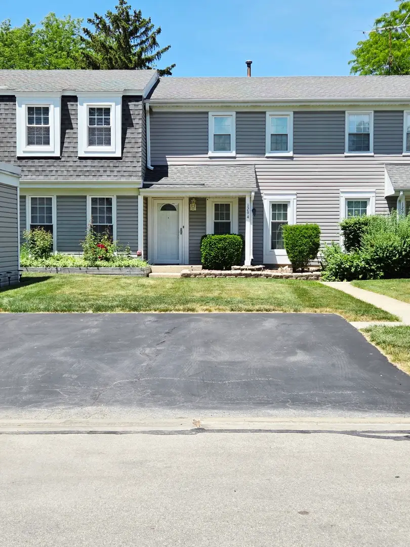 1294 Downing Street, Roselle, IL 60172 - #1
