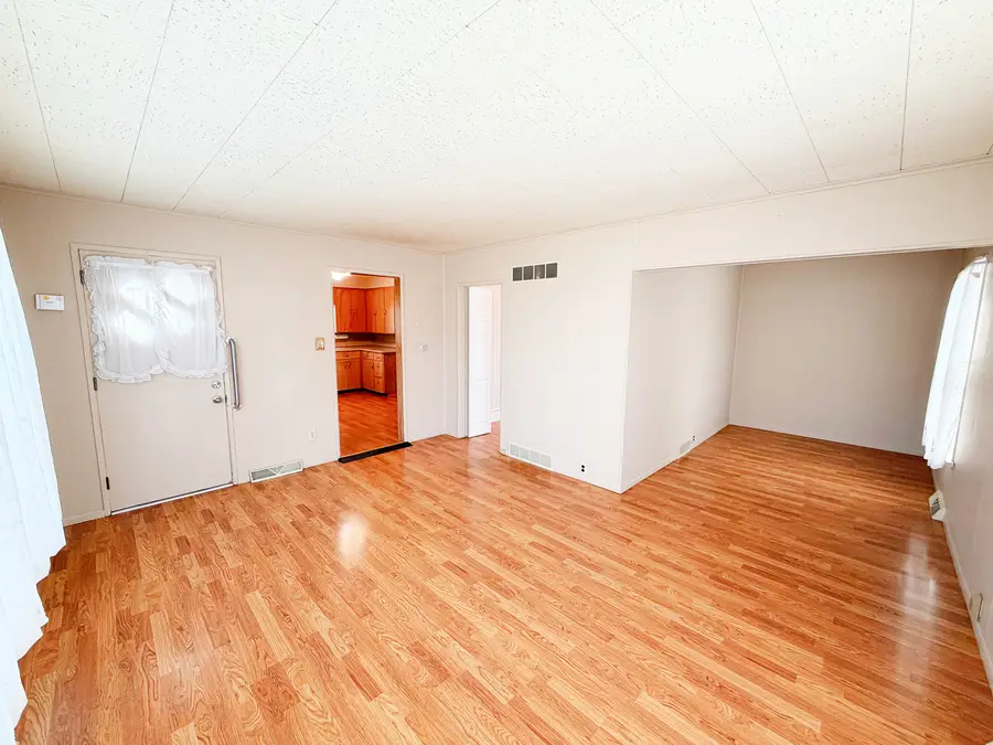 411 W Grant Street, Streator, IL 61364 - #3