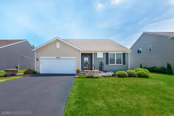 1902 Doolin Avenue, McHenry, IL 60050