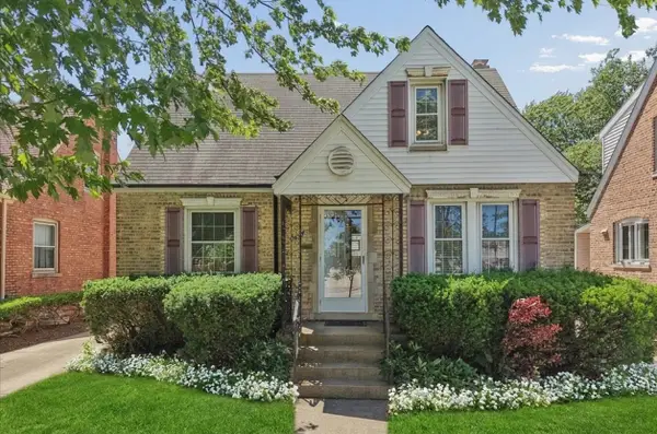 Address Withheld By Seller, Park Ridge, IL 60068