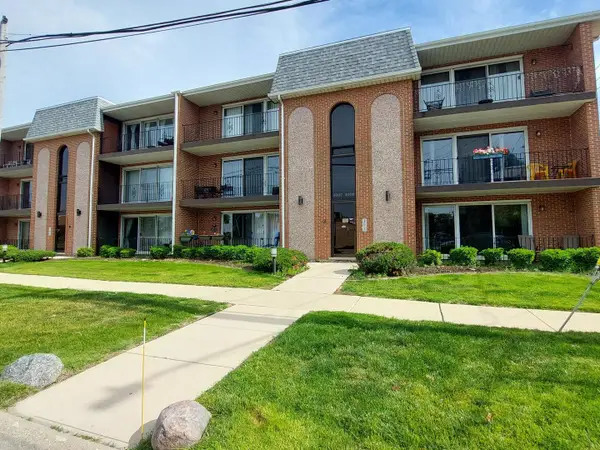 4009 W 105th Street, Oak Lawn, IL 60453