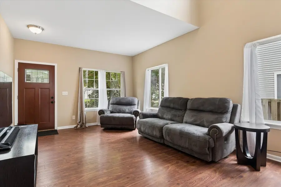 345 Richmond Drive, Romeoville, IL 60446 - #2