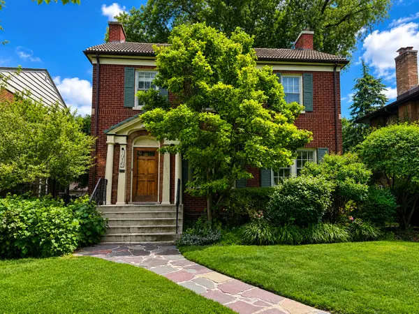 1016 Belleforte Avenue, Oak Park, IL 60302