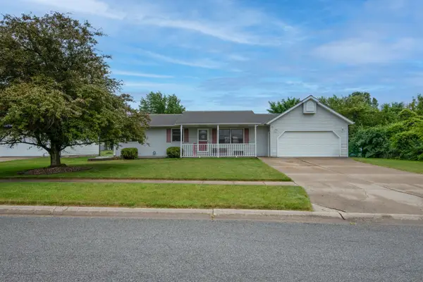 897 Apache Lane, Lowell, IN 46356
