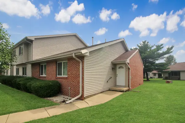 915 Laura Drive, Champaign, IL 61822