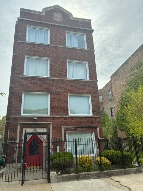 5321 S Michigan Avenue #3, Chicago, IL 60615