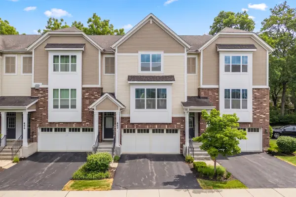 862 W Chase Lane, Palatine, IL 60067