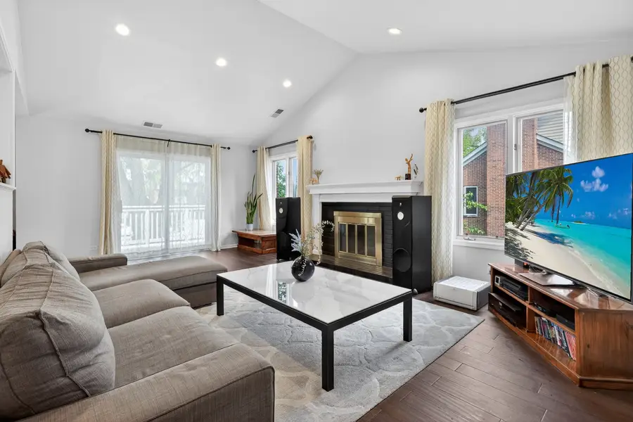 1608 E Clayton Court #1608, Arlington Heights, IL 60004 - #2