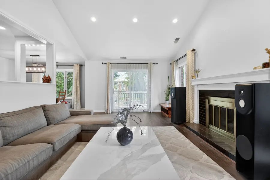 1608 E Clayton Court #1608, Arlington Heights, IL 60004 - #3