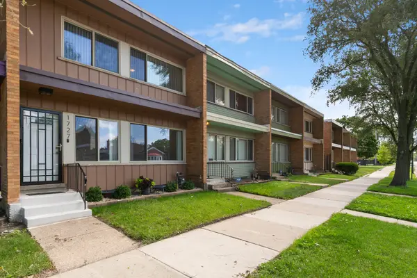 1727 E 74th Street, Chicago, IL 60649