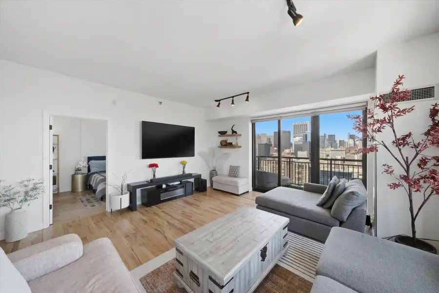 41 E 8th Street #2901, Chicago, IL 60605 - #3