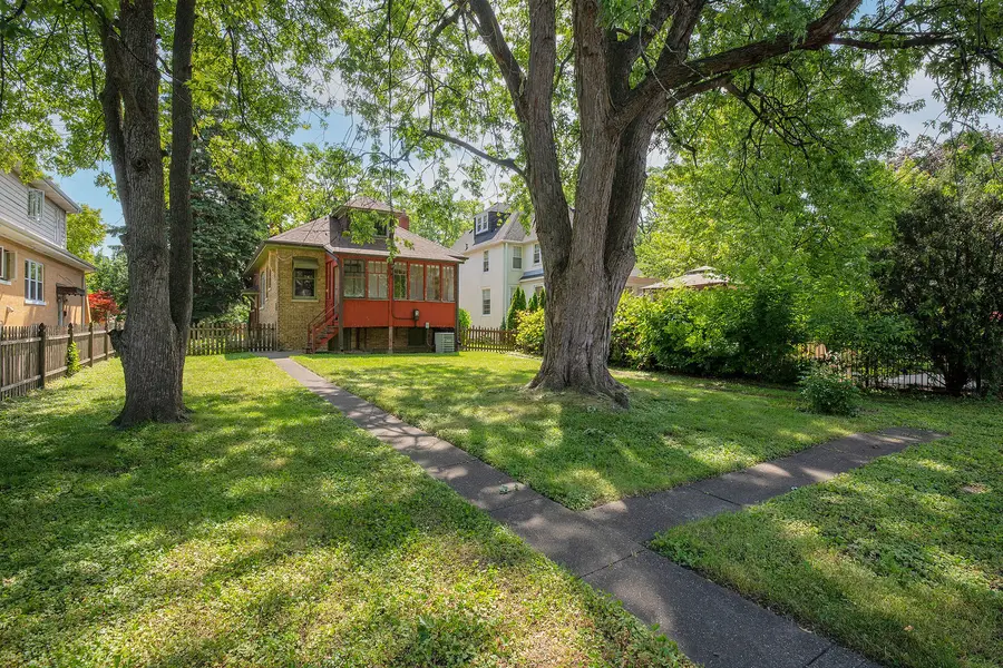 7046 N Osceola Avenue, Chicago, IL 60631 - #3