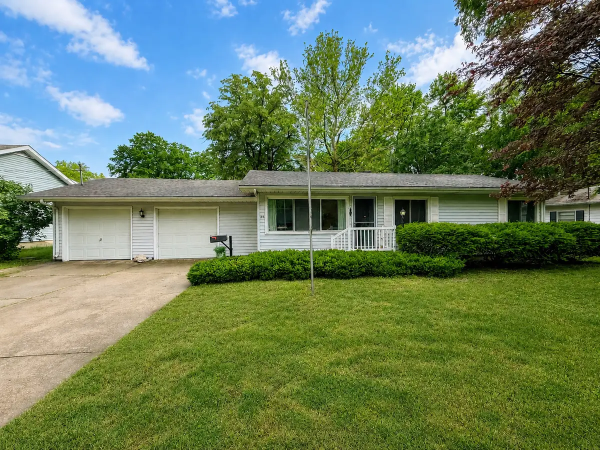 435 W Main Street, Arcola, IL 61910 - #1