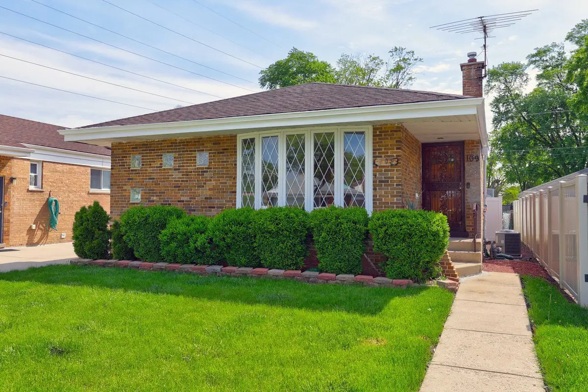 109 Rice Avenue, Bellwood, IL 60104 - #1