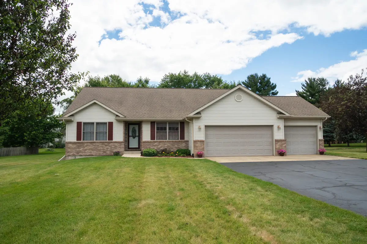 10092 Raindance Drive E, Rochelle, IL 61068 - #1